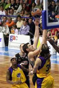 El Rey del 2+1 es coronado en La Casilla