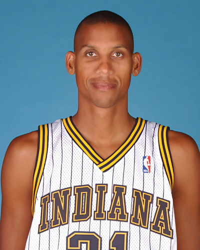 Michael Redd renueva con Milwaukee Bucks, Reggie Miller despedido por los Pacers.