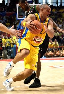 EL Final Four; Maccabi: historia y oficio