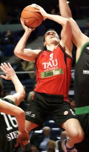 En la pizarra ACB de Mariano Arasa: análisis del Tau-Unicaja