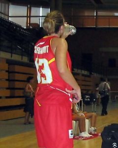 Marina Ferragut se marcha a jugar a Francia