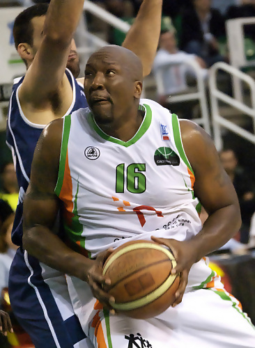 Cáceres 2016 aparta del equipo a Harper Williams