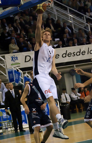 El DKV podría reducir a la mitad su presupuesto y Henk Norel, cerca de hacerse la ficha ACB