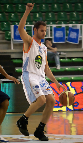 Pedro Llompart completa la pareja de bases de Lucentum para la 2008-2009