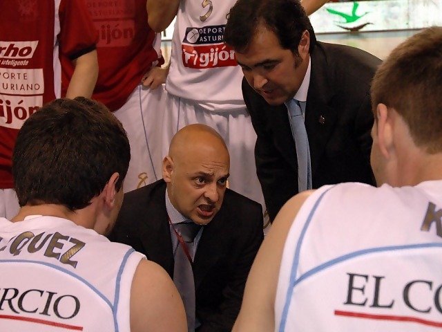 Entrenadores españoles por el mundo: Jorge Elorduy, nuevo <i>coach</i> de la Selección femenina absoluta de Paraguay