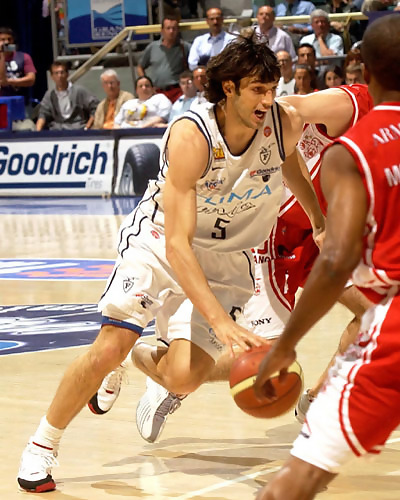 Mercado europeo: Papaloukas se queda en Moscú, Kutluay vuelve al Ulker y más rumores