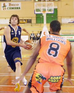 Javi Múgica es el primer fichaje del Balneario de Archena