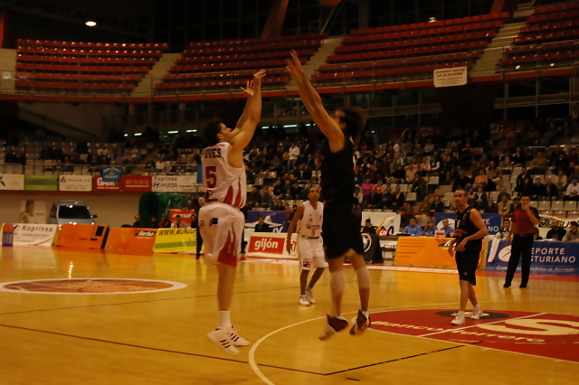 Chus Poves sustituye a Iñaki Narros en Palencia Baloncesto