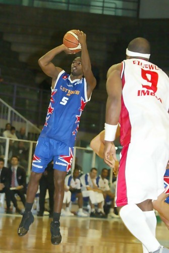 Fichajes ACB: Pietrus llega a Valencia y Murcia ficha a Taquan Dean
