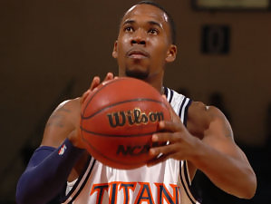 Los Kings arrebatan al Barça al base Bobby Brown