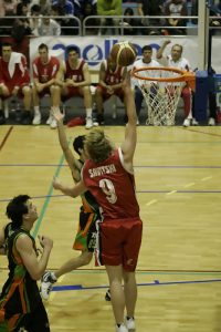 El Mercado LEB Plata se acelera: desembarcan tres nuevos LEB Bronce, dos en Santurtzi y uno en Huesca