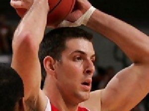 Aleks Maric, centímetros y kilos para el juego interior de Granada