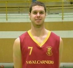 Dani Callejo renueva en Navalcarnero