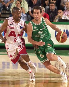 Armani Jeans Milan jugará Euroliga con Bulleri