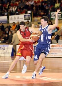 Chus Aranda, el jugador con más partidos en la LEB Plata, ficha por el Peñas