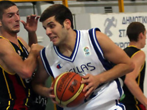 La joven estrella griega Nikos Pappas, en la órbita del iurbentia Bilbao