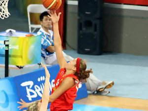 España gana a Nueva Zelanda (62-85) y pone rumbo a los cuartos de final