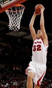 Últimas novedades de cara al inicio de la LEB Oro: Butch, Bravo y Nwankwo