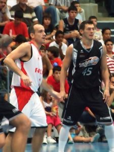 Janis Blums se estrena con la camiseta de iurbentia Bilbao Basket con una derrota frente a Ricoh Manresa
