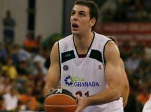 Maric se desvincula del C.B. Granada