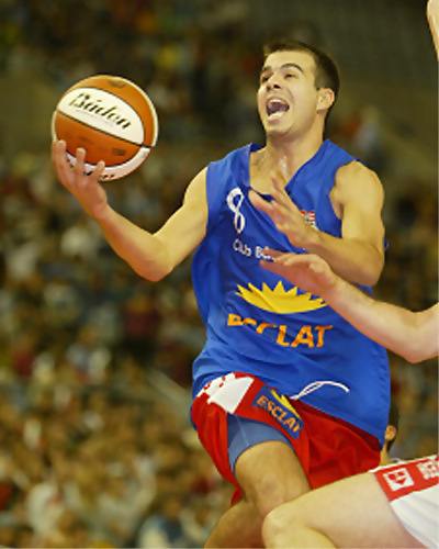 Tres caras nuevas para Valls