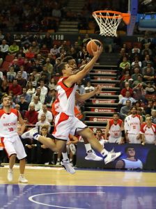 “El Ricoh Manresa sigue en grave peligro de desaparición”