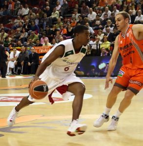 Hunter, centenario ante Murcia