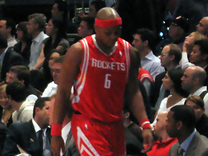 Bonzi Wells se decidió por China