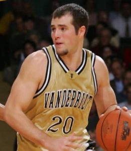 Dan Cage llega a Cáceres y podría ser el sustituto de Bravo