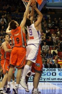 Víctor Claver, que acaba contrato esta temporada, habló de su futuro