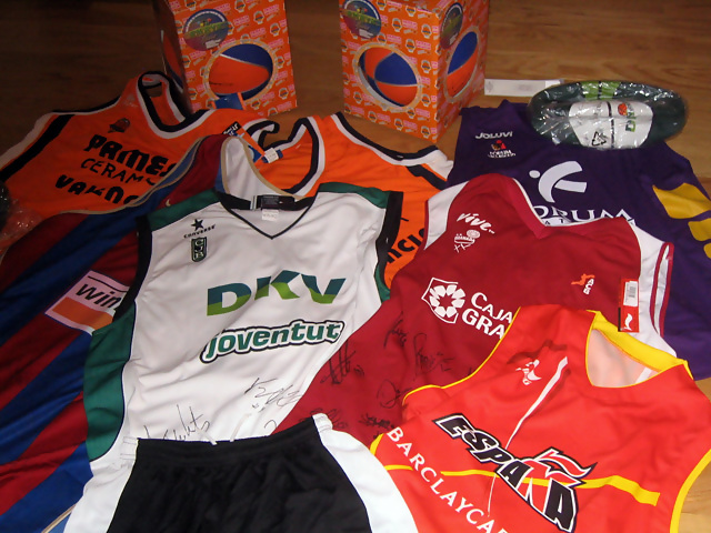 Lista de premios para el sorteo de la cena-aperitivo del 5º Aniversario ¡Novedades!