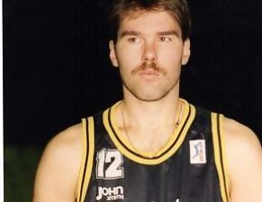 Fallece el ex ACB Mike Schlegel