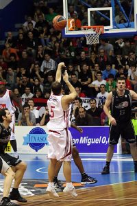 Carles Marco sustituye a Iván Corrales en Autocid Ford Burgos