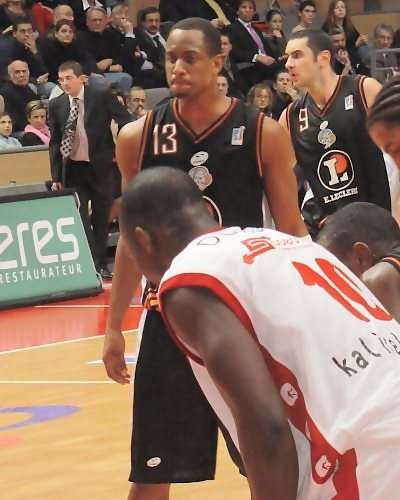 Aguas de Calpe ficha a Harold Doyal y Miguel Ángel Beltrán