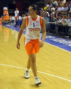 UB Barça y Perfumerías Avenida siguen invictos al frente de la tabla