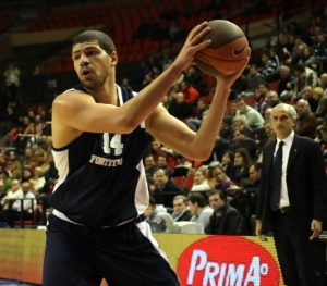 ¿Qué pasa en el Real Madrid? Quinton Hosley repite la historia