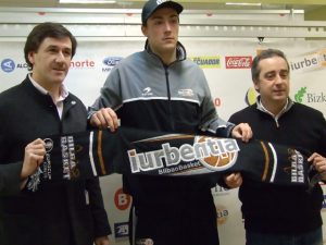 Markota es presentado y se confirma la baja de Weis para la ACB