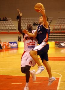 Mercado LEB Plata: Tíjola cierra la posición de base con Fede Bavosi y Dario Suárez renueva en su casa, Coruña