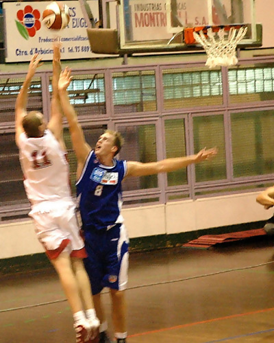 Rick Rickert causará baja dos semanas