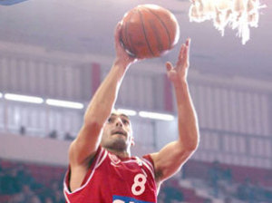 Giannis Kalambokis suena como fichaje del Pamesa