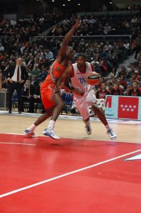 Cómo ganar la Liga ACB: El factor Pete Mickeal ¿Se le puede frenar sin Barton?