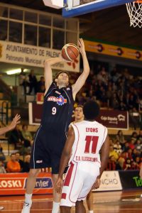 El Gestibérica Vigo Básquet cierra la contratación de Sotiris Manolopoulos