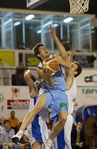 Sabaté vuelve a su casa, ViveMenorca, y Otegui renueva