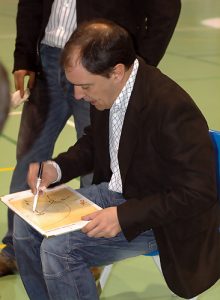 Mercado LEB Plata: ADT espera el sí de Miquel Domingo, Joan Faner, 2ª renovación en Alaior, los planes del Grupo Iruña y Tijola resuelve sus problemas de inscripción