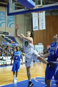 LEB Oro – J.22 (I): Melilla y León se reconcilian con su afición. La Palma, Burgos, y Tenerife siguen sumando