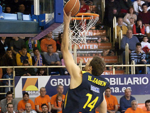 La plantilla del MMT Estudiantes entona el mea culpa: “Sabemos que no hemos estado a la altura”