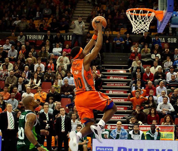 Shammond Williams podría ser la última bala en la recámara para la salvación del C.B. Murcia