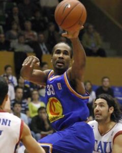 Maurice Carter regresa a Girona
