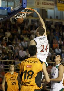 Zoco ACB: los primeros movimientos y rumores del mercado (Borchardt, Quinteros, Guerra, Recker, Philip)