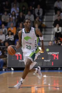 Polonia quiere <i>fichar</i> a Logan, Kelati o Thomas